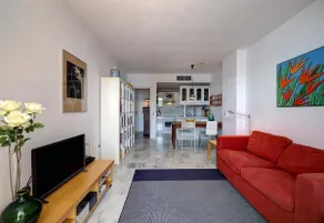 Ferienwohnung \"Boulevard 105\" mit Meerblick, Pool, WLAN, A/C, Balkon & Garten - Image 4
