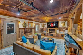 Creekside+Trout Fishing+Treehouse+Bunkroom+Jacuzzi - Image 2