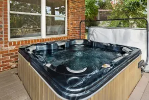 Hillside Hideaway - Lake Views and Lake Access - HOT TUB! - Image 3