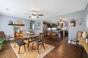 Tulare Vintage Soul House: Pet Friendly, Gym, Bar+ - Image 2