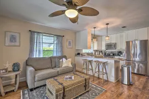 Naples Oasis w/ Screened Pool, Bike to Beach! - Image 2
