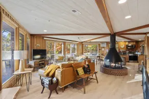 Mountain cabin tub & fireplace near Bryce Resort - Image 4