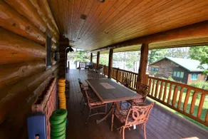 Large Home- Water Toys, Dock, Deck, Game Room - Image 4