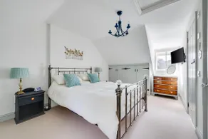 4 Bed in Halesworth oc-5river - Image 4