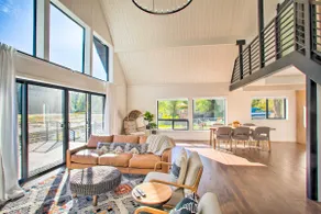 A Contemporary Dream: Lakefront Rathdrum Oasis! - Image 5