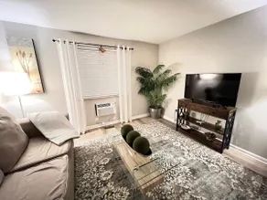 1br 1st floor: The Sage Sancuary! Prime Location - Image 2