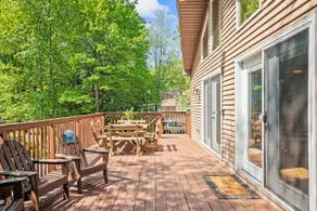 Mews Mountain House by Avantstay Walk to Beach, Hot Tub, Game Room - Image 3