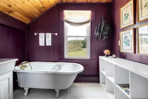 Berkshires / Great Barrington Chic & Cozy, Sleeps 10 - Image 2