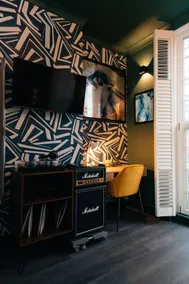 The Rokxy Penthouse. - Image 5