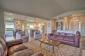 Manson Villa w/ Hot Tub ~ 1 Mi to Wineries! - Image 5