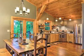 Couples’ Treehouse Retreat w/ Hot Tub & Views - Image 5