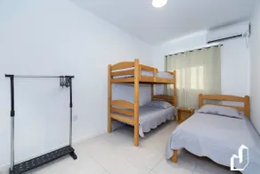 Apartamento duplex em 4 Ilhas - Image 3