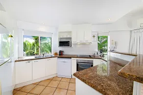 Unit 8.12 Perry Street - Image 5