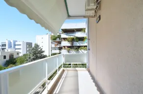 A spacious minimal apartment at Chalandri - Image 5