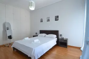 A spacious minimal apartment at Chalandri - Image 3