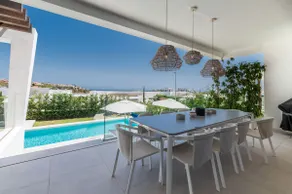Villa 'Riva' with Sea Views, Wi-Fi and Air Conditioning - Image 3