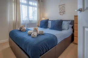 Trewent Park - 2 Bedroom Chalet - Freshwater East - Image 4