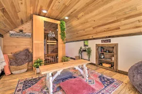 Trout Ponds & Sauna: Unique Log Cabin in Freedom - Image 3