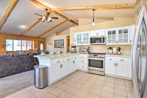 Pet-Friendly Big Bear Cabin ~ 6 Mi to Ski Resorts! - Image 3