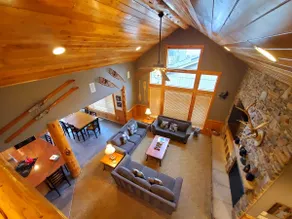 PNW Luxe Lodge- 4 Suites, Game Rm, Loft, 12xSHARC, Bikes, Hot Tub, Big Deck, ADA - Image 5