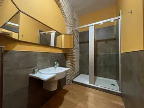 Palacio Santa Ursula, Apartment with king-size bed... - Image 4