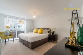 High Spec Apt- Central Locat- Parking By Tempstay - Image 4