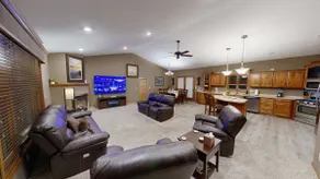 Huge Breathtaking Cabin on Shetek/Swim-Grill-Games - Image 2