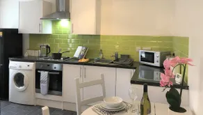 Restful 1-Bedroom flat in St Helens - Image 4
