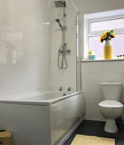 Restful 1-Bedroom flat in St Helens - Image 3