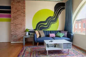 Charming Artist's Haven Near MICA & Johns Hopkins - Image 3
