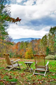 Blue Mountain Haven: 5 Bedroom Mountain View Retreat - Image 3