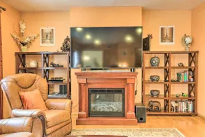 Granby Home w/ Deck < 1/2 Mi to Aldrich Lake! - Image 5