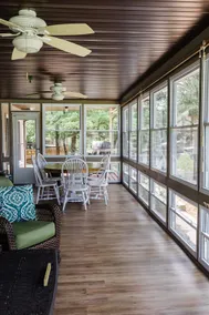 Lakefront 5BR · Dock, Kayaks, Hot Tub & Beach - Image 5