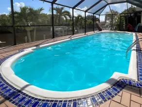 House With A BoatYour Private Waterfront Resort - Image 4