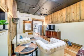 Walkable Townhome: 'M on Main' in Wytheville - Image 5