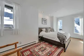 Ski in/ski out to Alta in this bright, breathtaking new home that sleeps 12 with fireplace! - Image 5