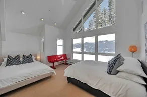 Ski in/ski out to Alta in this bright, breathtaking new home that sleeps 12 with fireplace! - Image 4