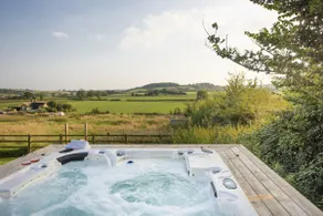 Decoy Farm House - Parking for 3 cars - Hot tub - Wi-Fi - Image 2