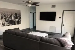 Cozy - full kitchen & 10ft island - 1.2G Wifi - Image 5