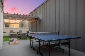 Ultimate Game House with Rooftop Terrace - Image 5