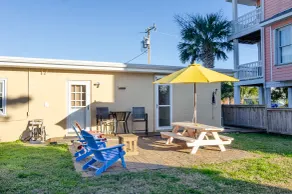 Pet Friendly Cottage near KB Pier - K148 - Image 2