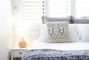 Modern Dog-Friendly Mudjimba Townhouse - Image 4