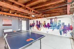 Eclectic Mid-Mod Retreat 15 min to DT Denver - Image 3