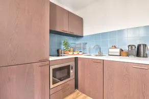 Charming apartment in the heart of the 10th arrondissement - Image 3