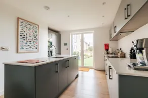CH Apt 5 (2Bed) in Bath - Image 3