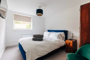 CH Apt 5 (2Bed) in Bath - Image 4