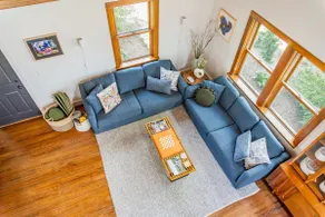 Cozy cottage with firepit and walking trails - Image 5