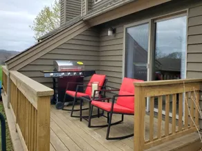 Golf View, Walking Trails, Dog Friendly & Access to Indoor Pool - Image 2