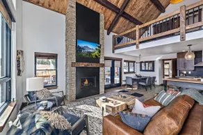 Agréable chalet adapté aux familles avec barbecue et jacuzzi | Vue sur l'eau - Image 2