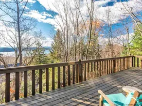 New Breathtaking Catskill Retreat with Views and Hot Tub, The Nest Retreat in Woodstock Catskill - Image 3
